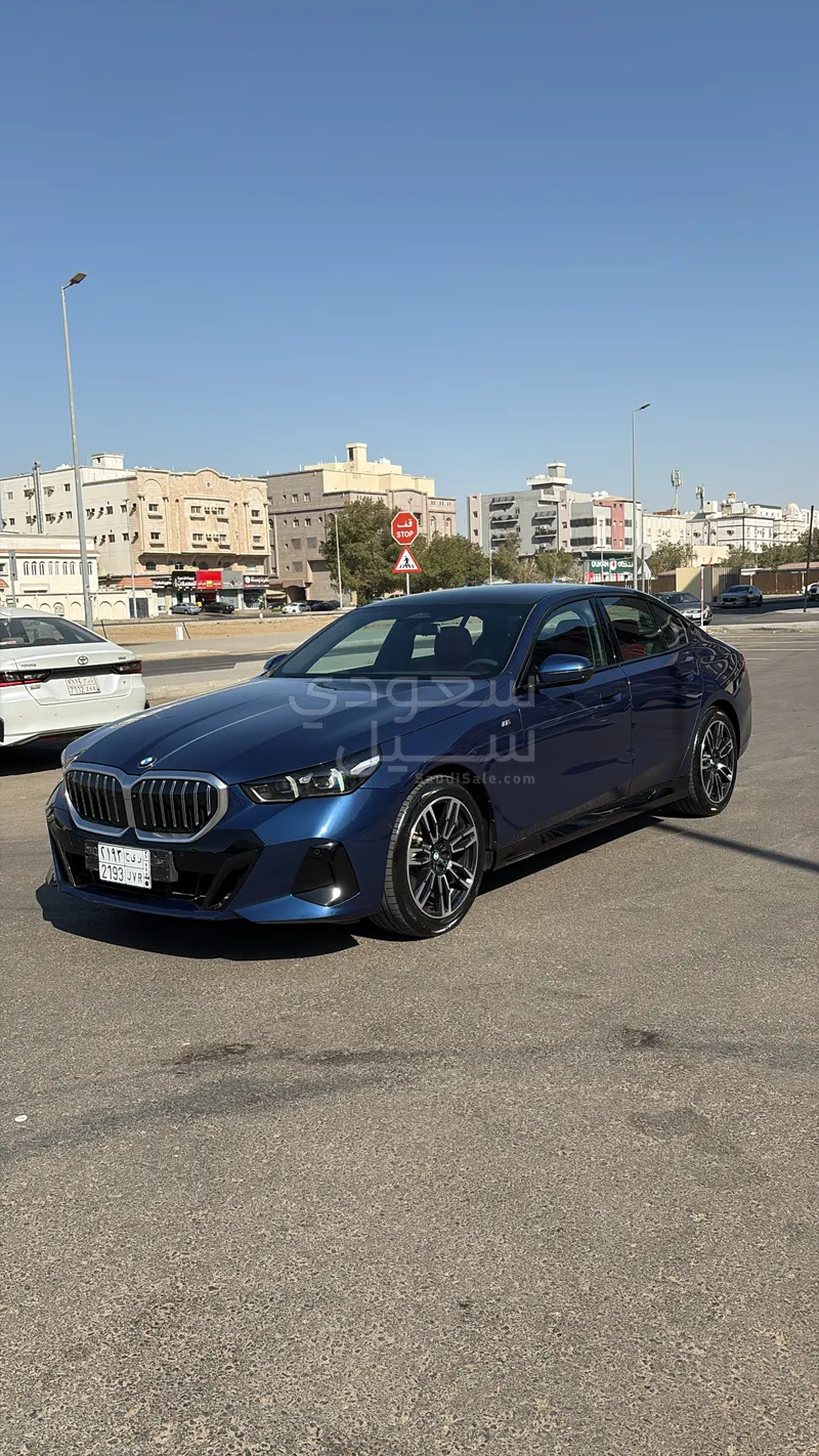 2024 BMW 5 Series 520i Mkit