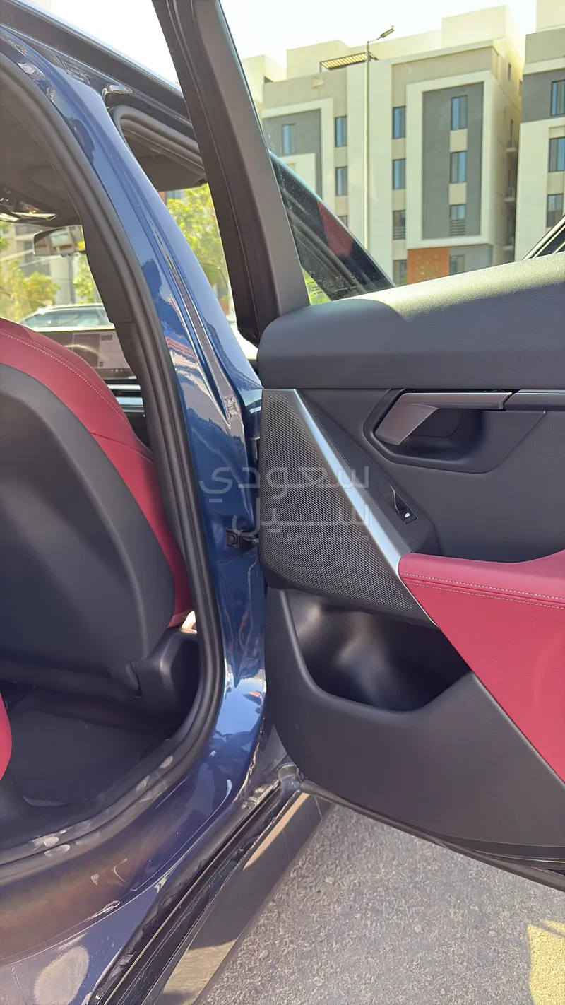 2024 BMW 5 Series 520i Mkit