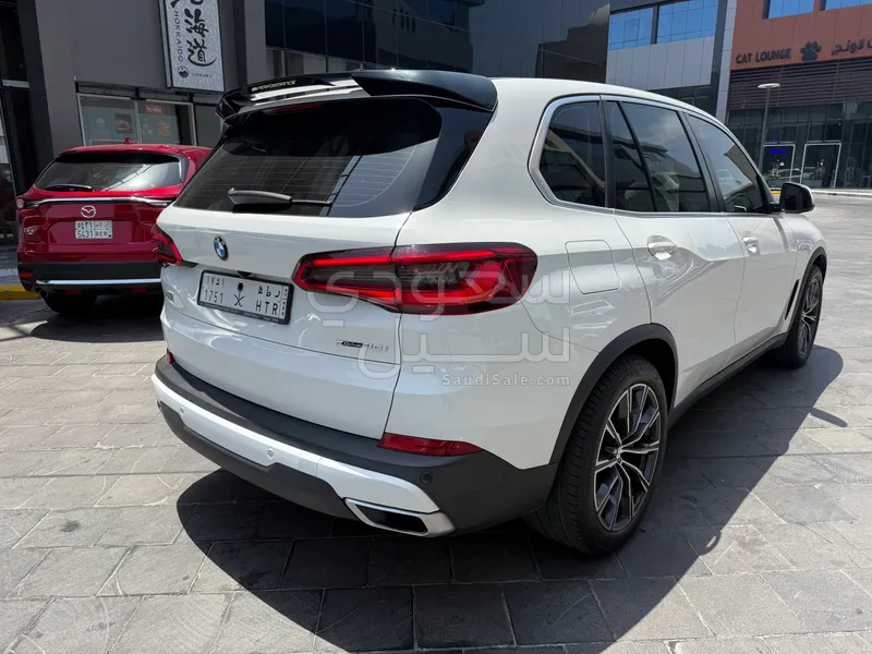 2019 بي ام دبليو الفئة اكس 5