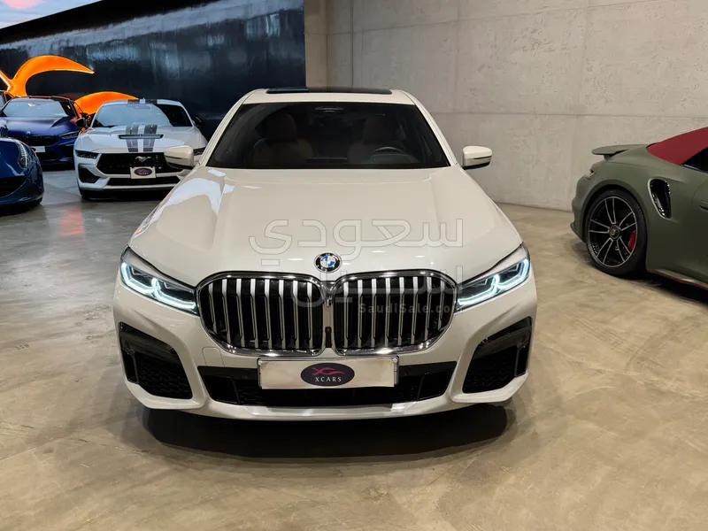 2020 بي ام دبليو الفئة السابعة 740 إل أي