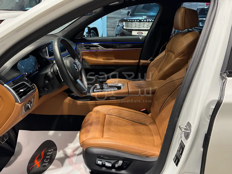 2020 بي ام دبليو الفئة السابعة 740 إل أي