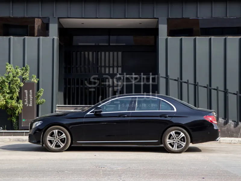 2019 Mercedes-Benz E 200