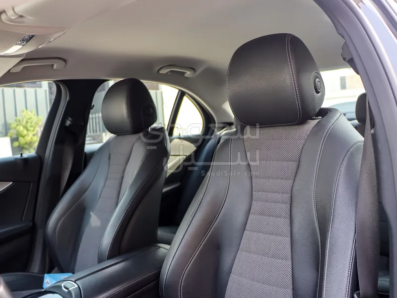 2019 Mercedes-Benz E 200
