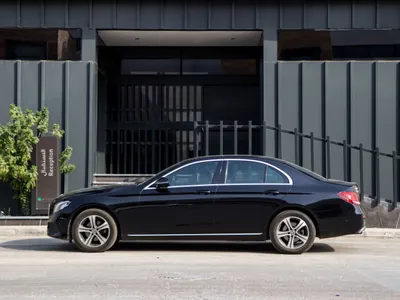 2019 Mercedes-Benz E 200
