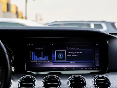 2019 Mercedes-Benz E 200