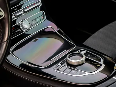 2019 Mercedes-Benz E 200