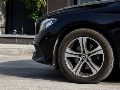 2019 Mercedes-Benz E 200