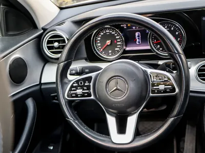2019 Mercedes-Benz E 200