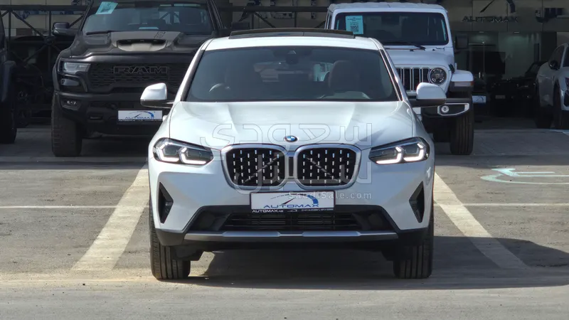 2025 BMW X Series 4