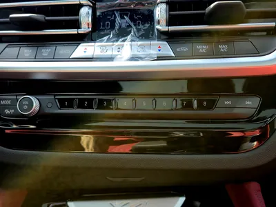 2025 BMW X Series 4