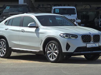 2025 BMW X Series 4