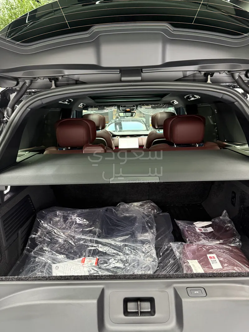 2025 Land Rover Range Rover Autobiography