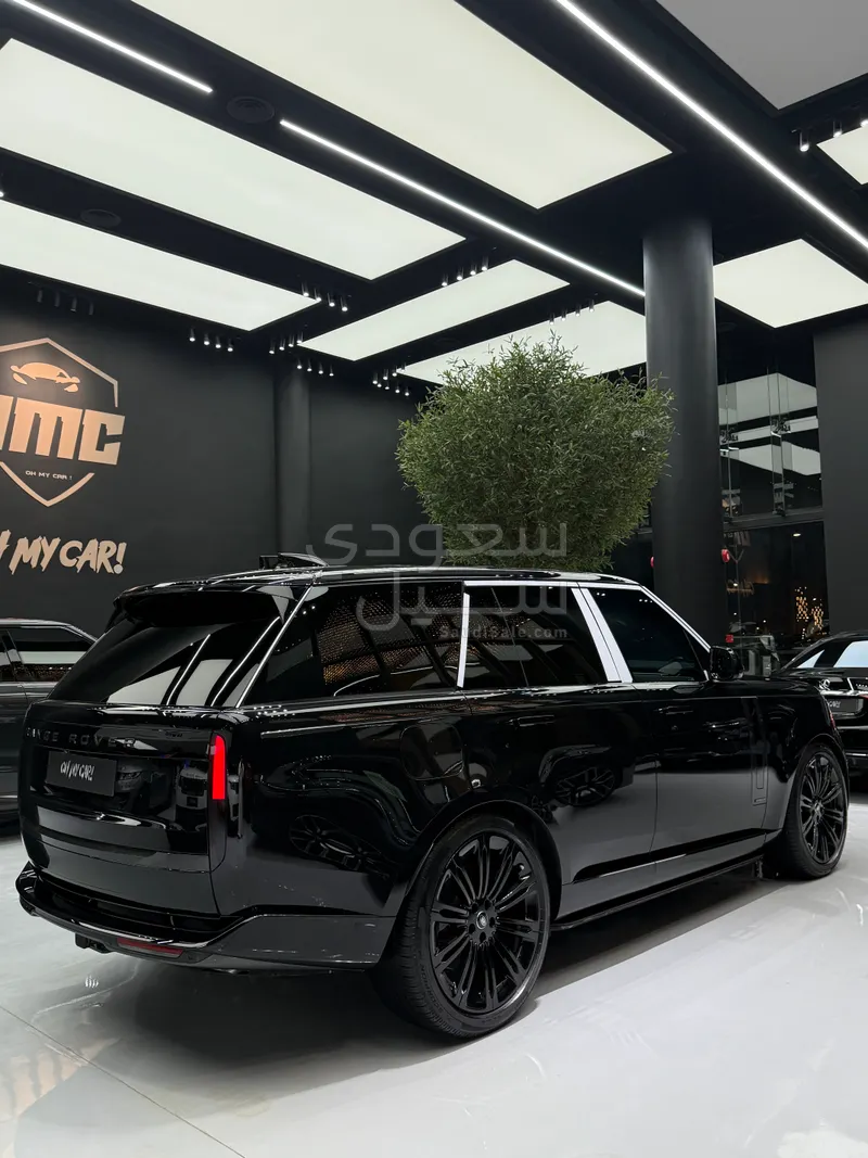 2025 Land Rover Range Rover Autobiography