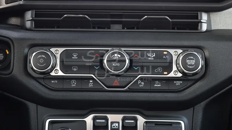 2025 Jeep Wrangler Sport plus
