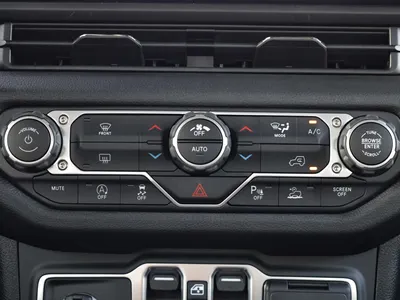 2025 Jeep Wrangler Sport plus