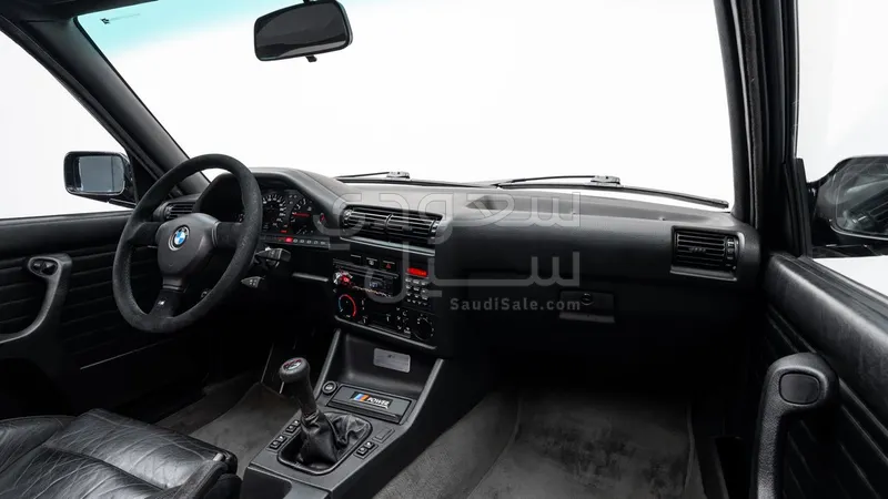 1990 بي ام دبليو الفئة ام إم 3