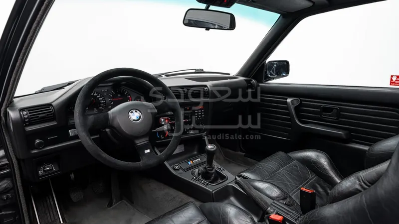 1990 بي ام دبليو الفئة ام إم 3