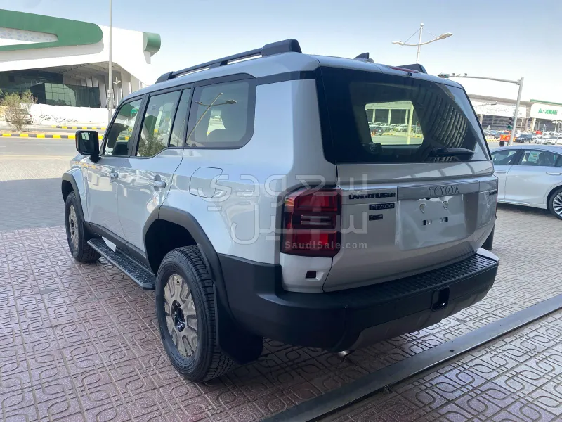 2025 Toyota Prado TX-L