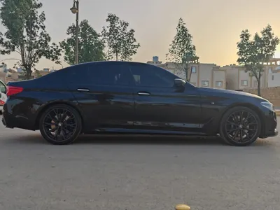2018 بي ام دبليو الفئة الخامسة 530 إم كت
