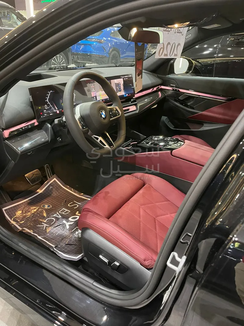 2026 BMW 5 Series 520i