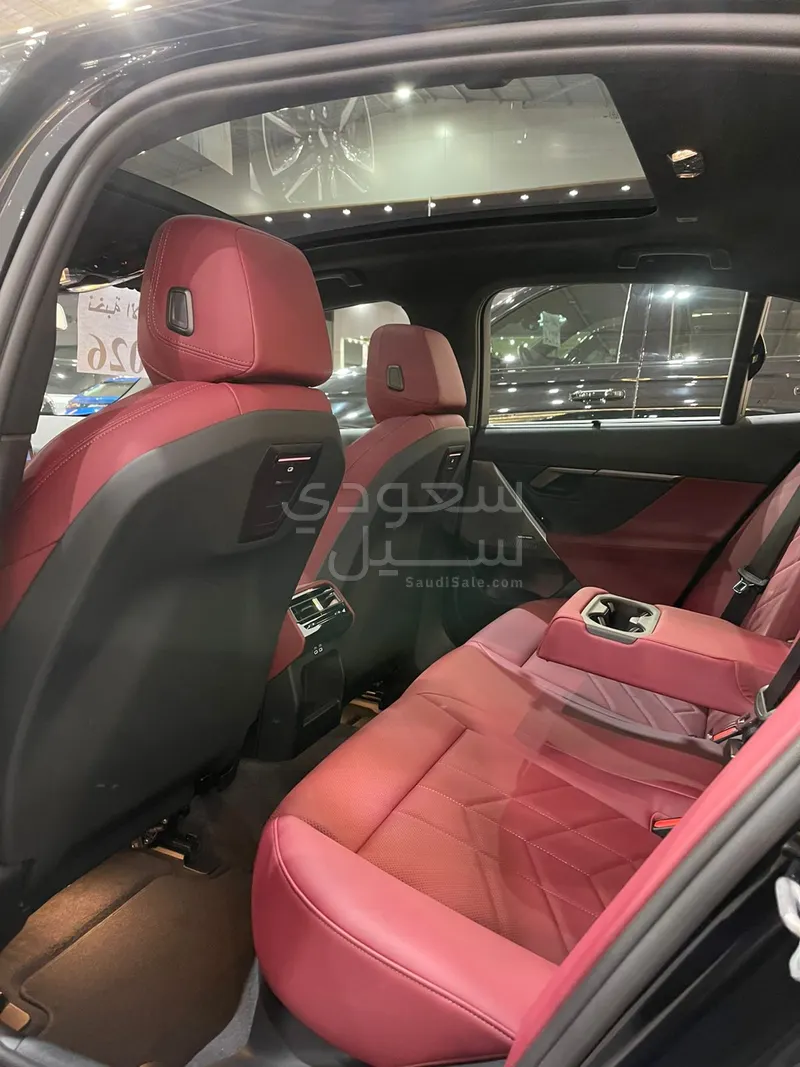 2026 BMW 5 Series 520i