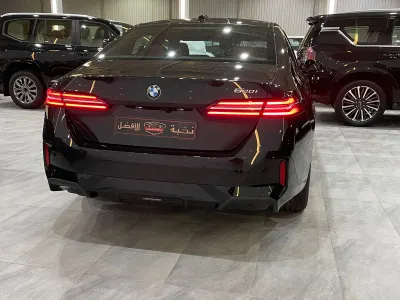 2026 BMW 5 Series 520i