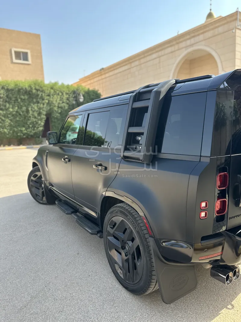 2021 Land Rover Defender 110
