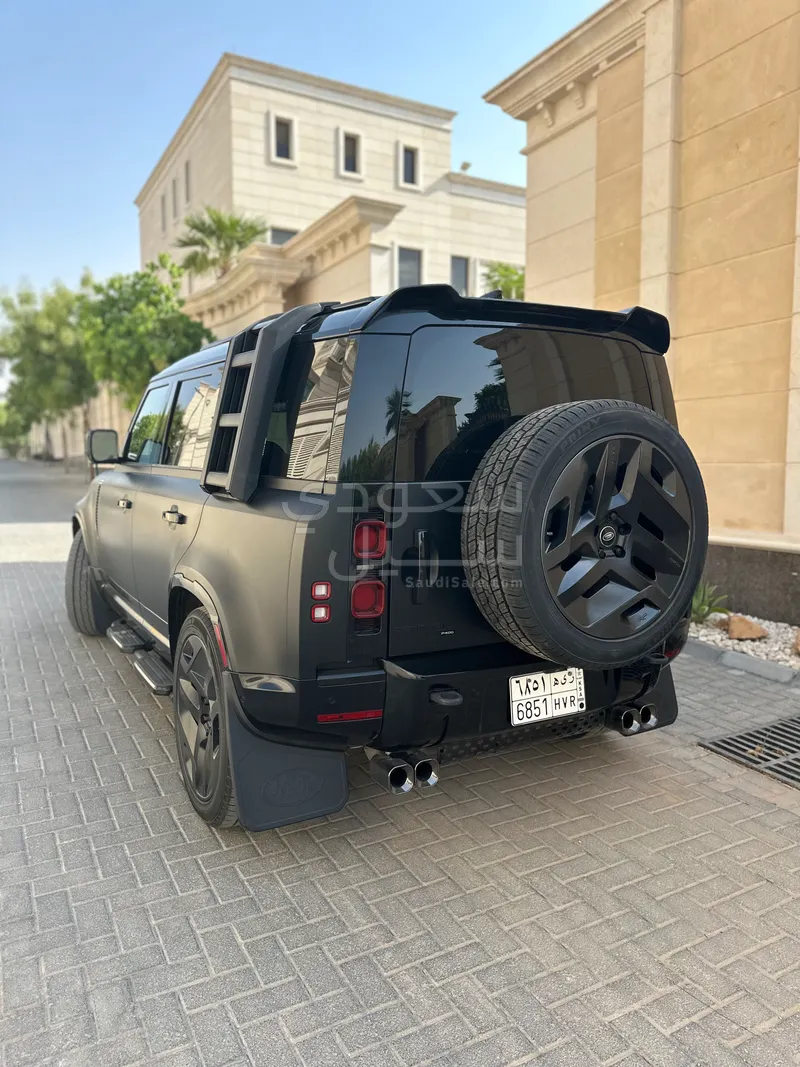 2021 Land Rover Defender 110