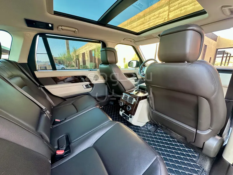 2020 Land Rover Range Rover Vogue L