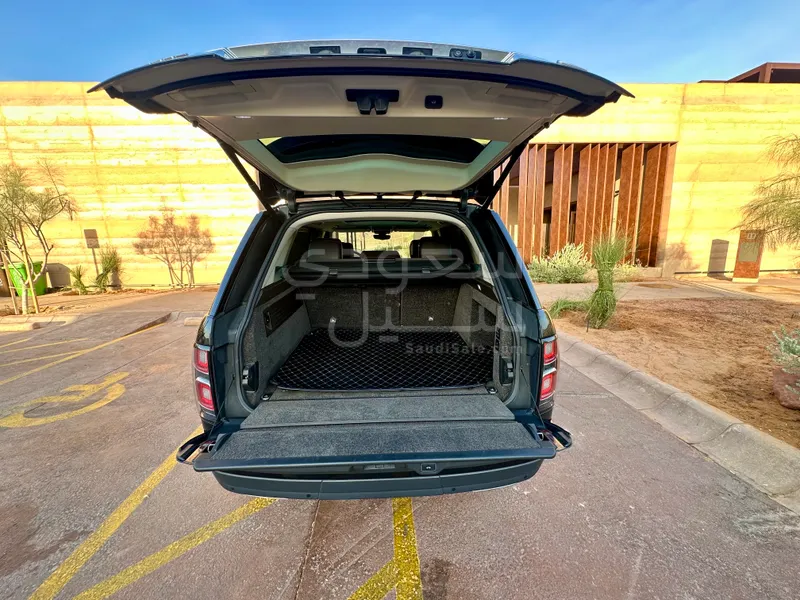 2020 Land Rover Range Rover Vogue L