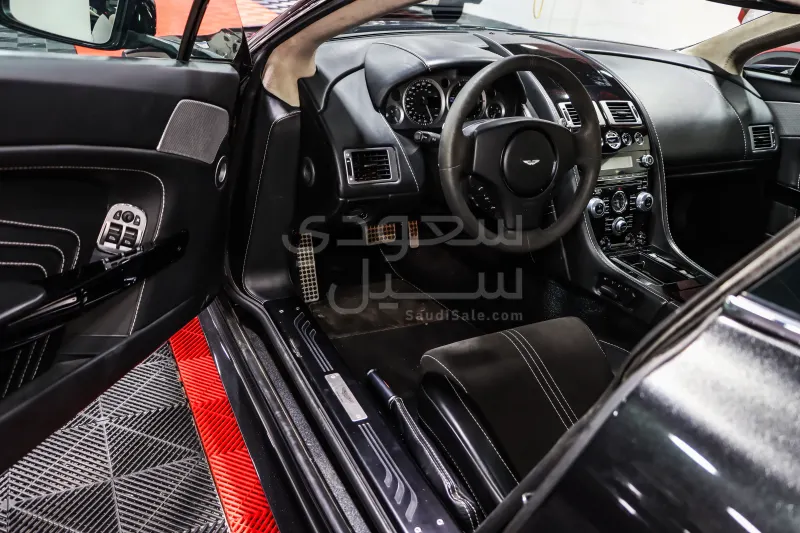 2013 Aston Martin V8 Vantage