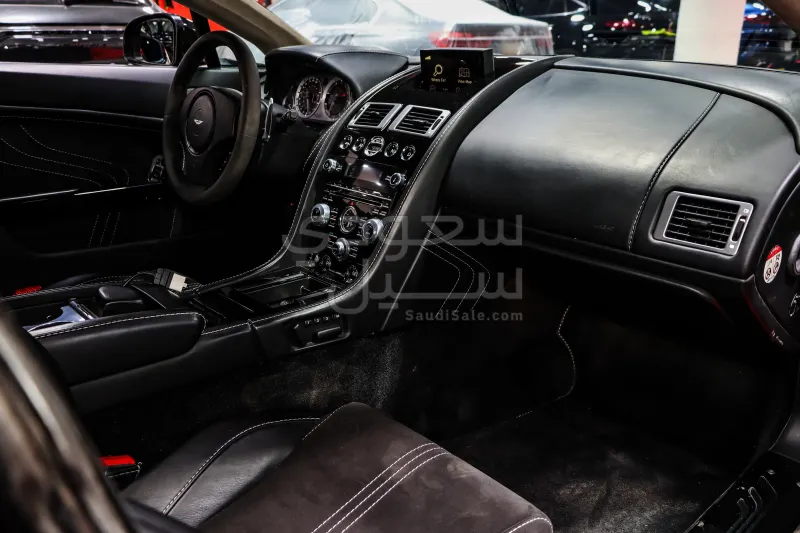 2013 Aston Martin V8 Vantage