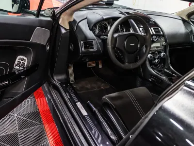 2013 Aston Martin V8 Vantage