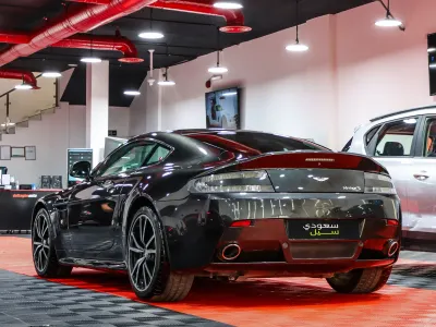 2013 Aston Martin V8 Vantage