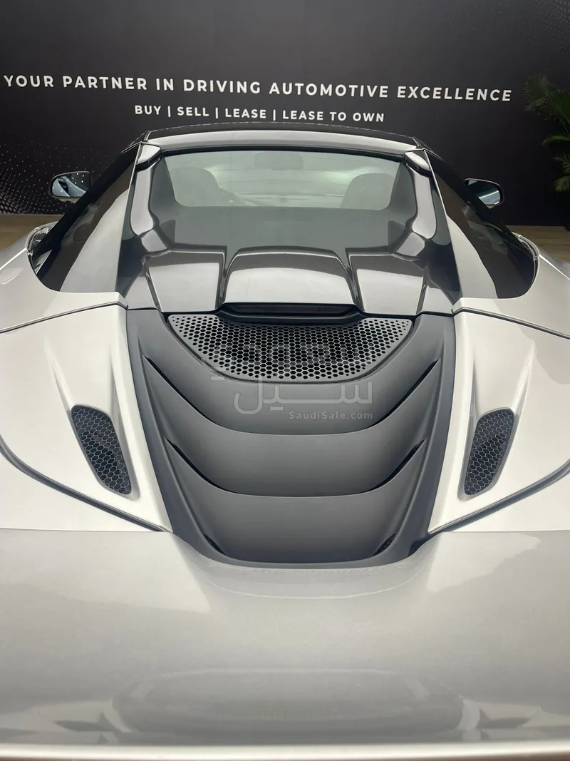 2022 مكلارين 720 إس