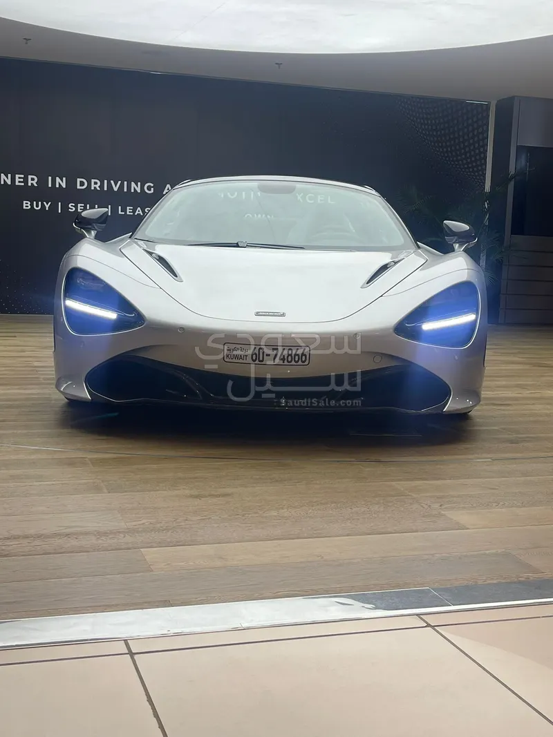 2022 مكلارين 720 إس