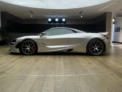 2022 مكلارين 720 إس