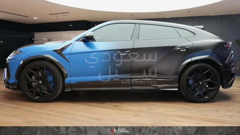 2022 لمبرجيني اوروس