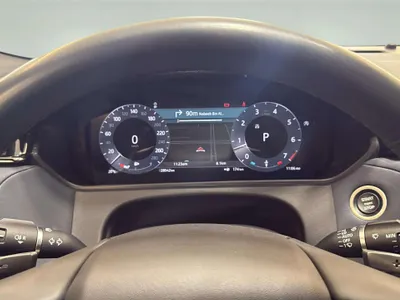 2024 Land Rover Range Rover Velar SE