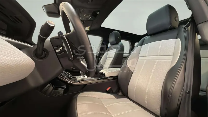 2023 Land Rover Range Rover Evoque Dynamic