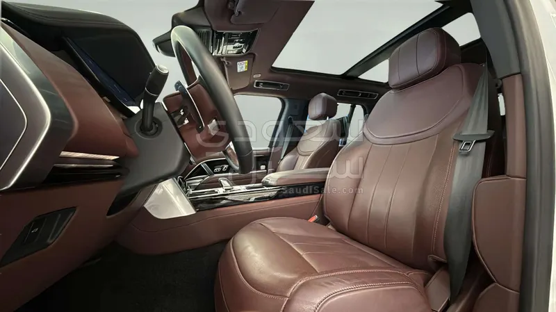 2024 Land Rover Range Rover HSE