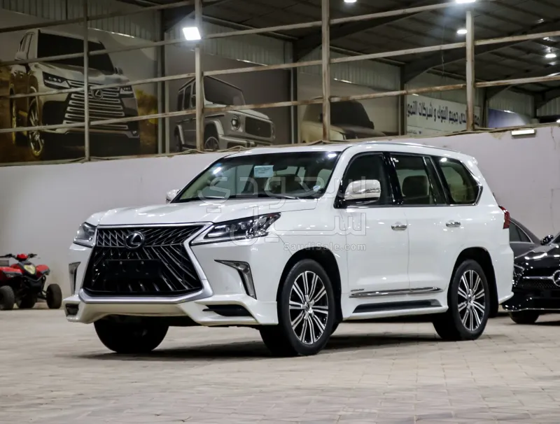 2016 Lexus LX 570