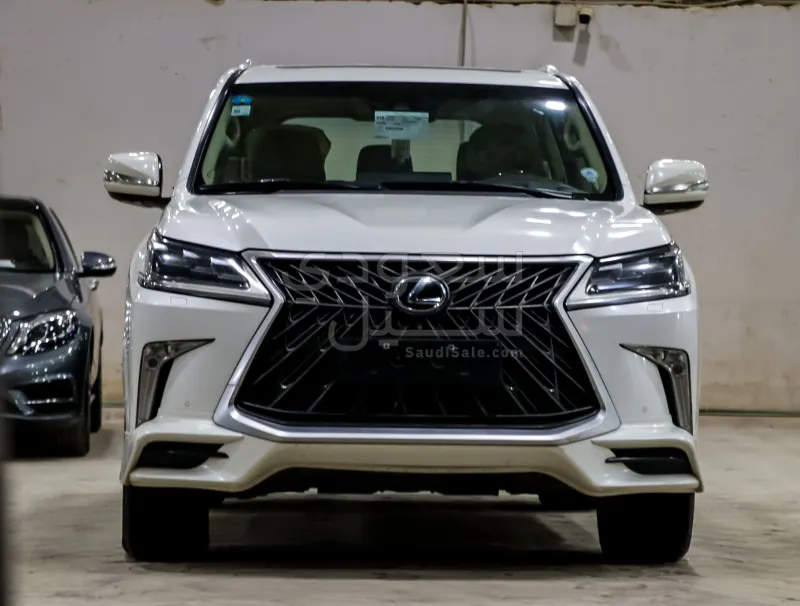 2016 Lexus LX 570
