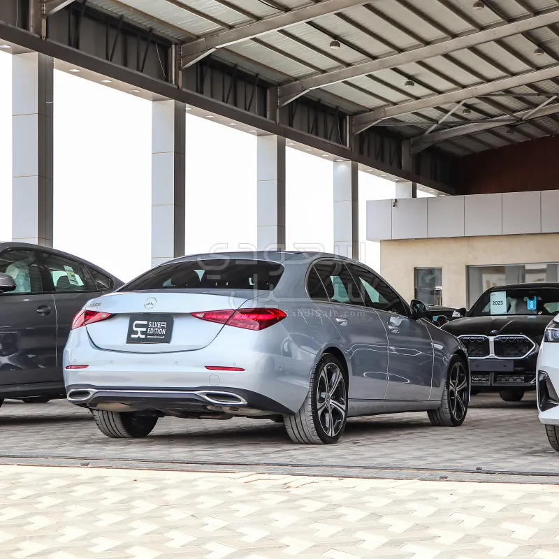 2024 Mercedes-Benz C 300