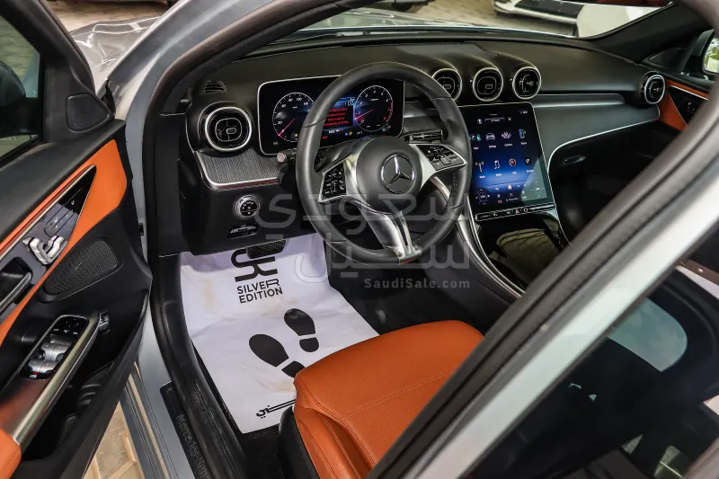 2024 Mercedes-Benz C 300