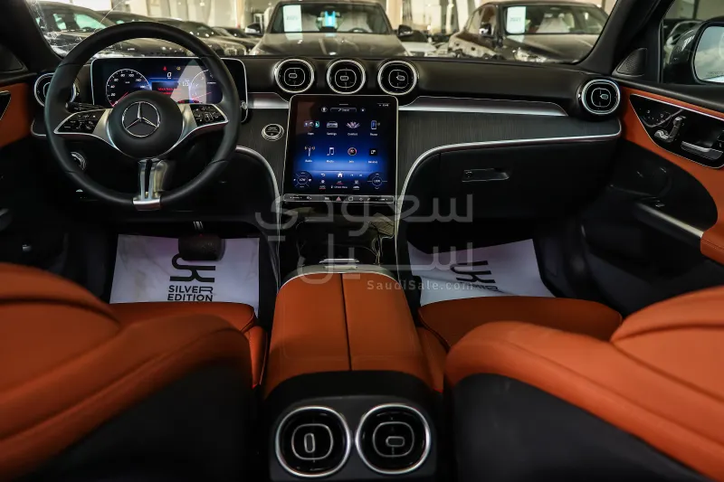 2024 Mercedes-Benz C 300