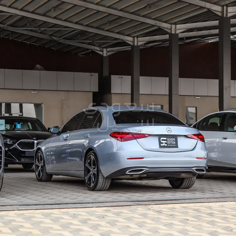 2024 Mercedes-Benz C 300