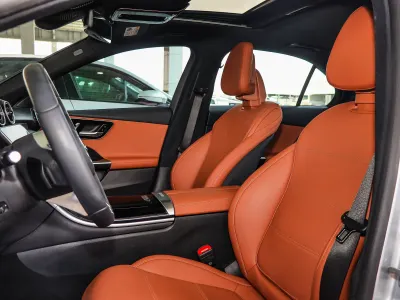 2024 Mercedes-Benz C 300