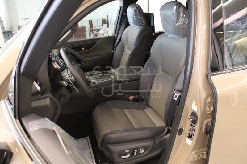2025 Lexus LX 600
