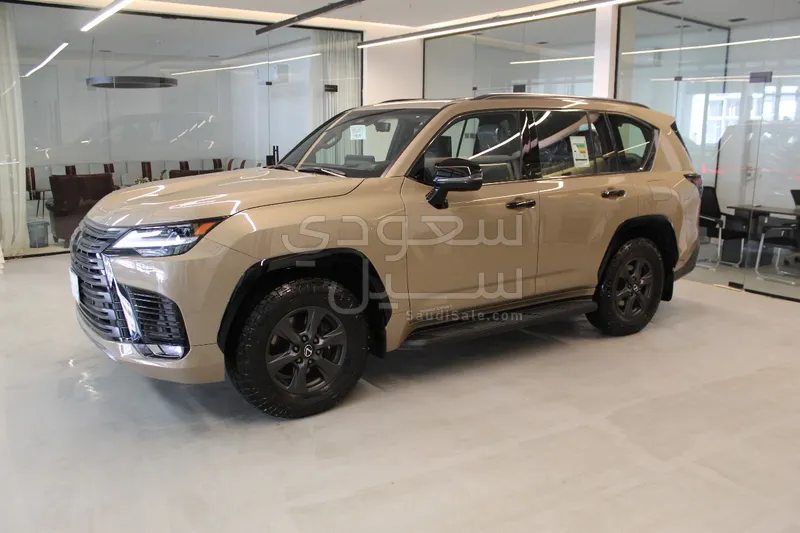 2025 Lexus LX 600